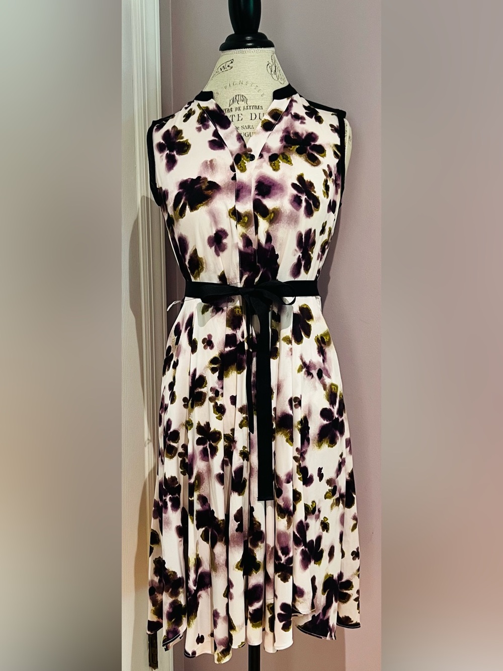 Vera Wang Floral  Dress